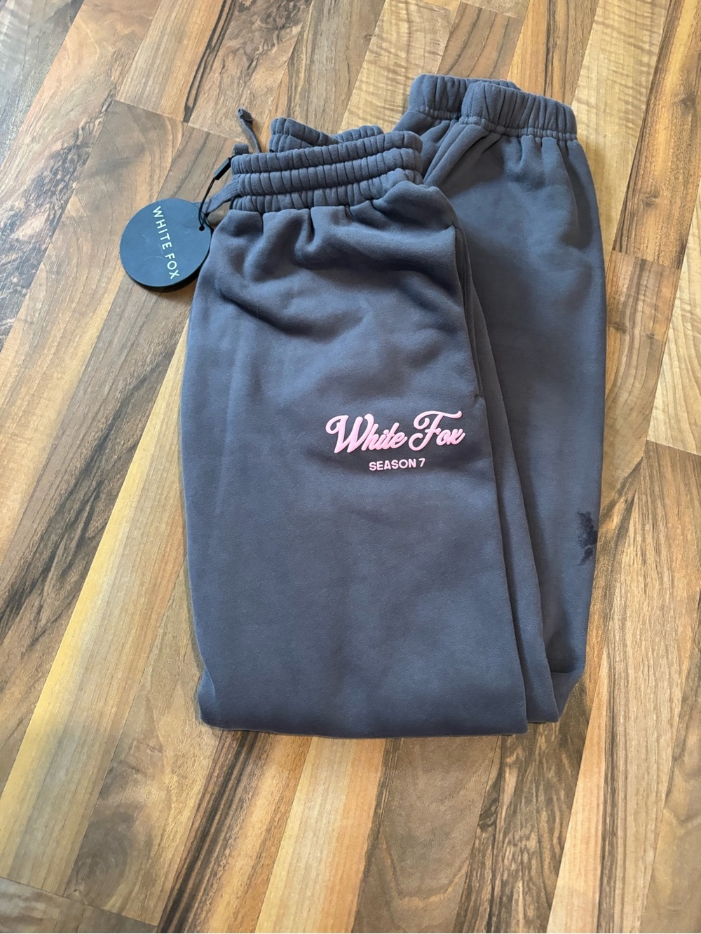 XXS Offstage WHITE FOX Sweatpants Charcoal gray with Pink Logo *NWT*